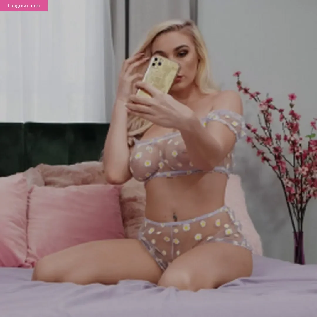 Kendra Sunderland