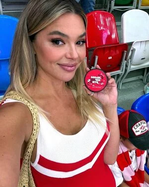 Karina Zvereva content