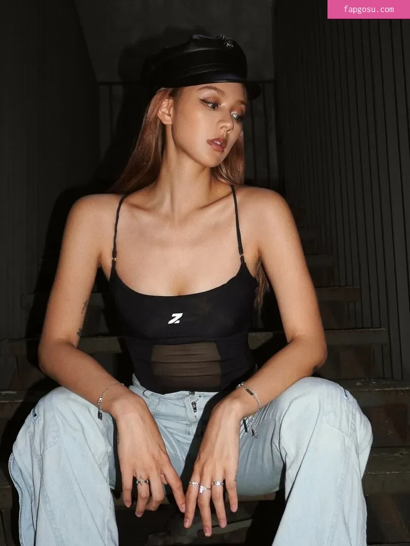 Kathy Zheng