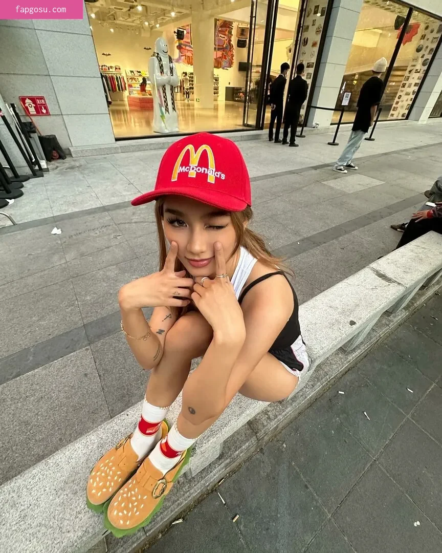 Kathy Zheng