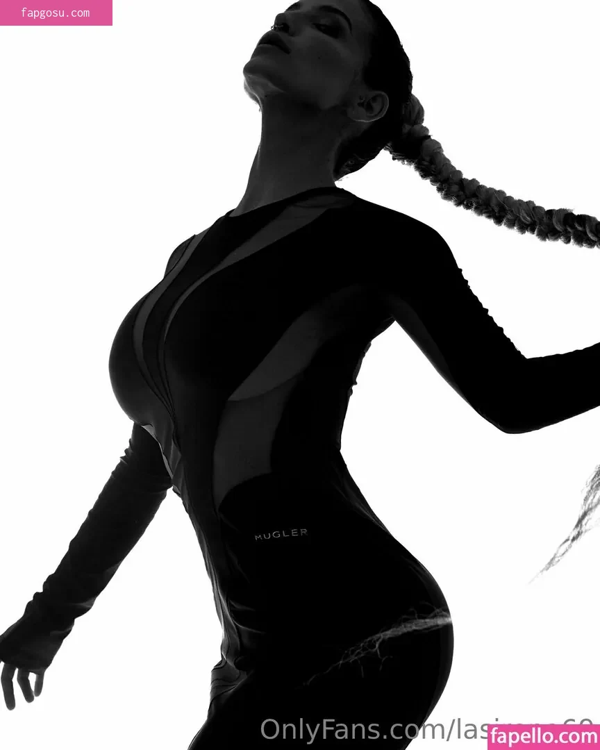 Lasirena69 - Photo #264