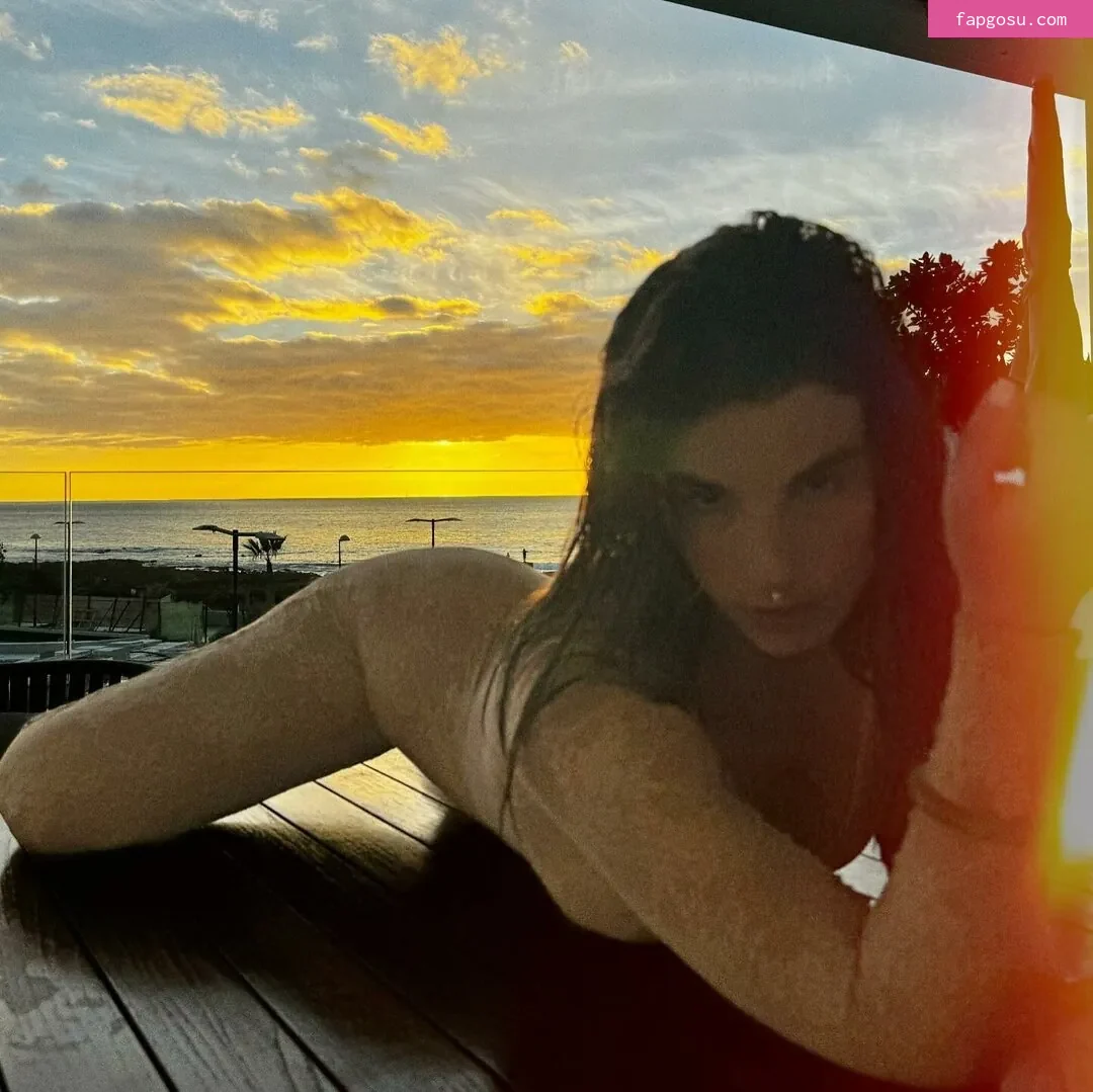 Lasirena69 - Photo #841