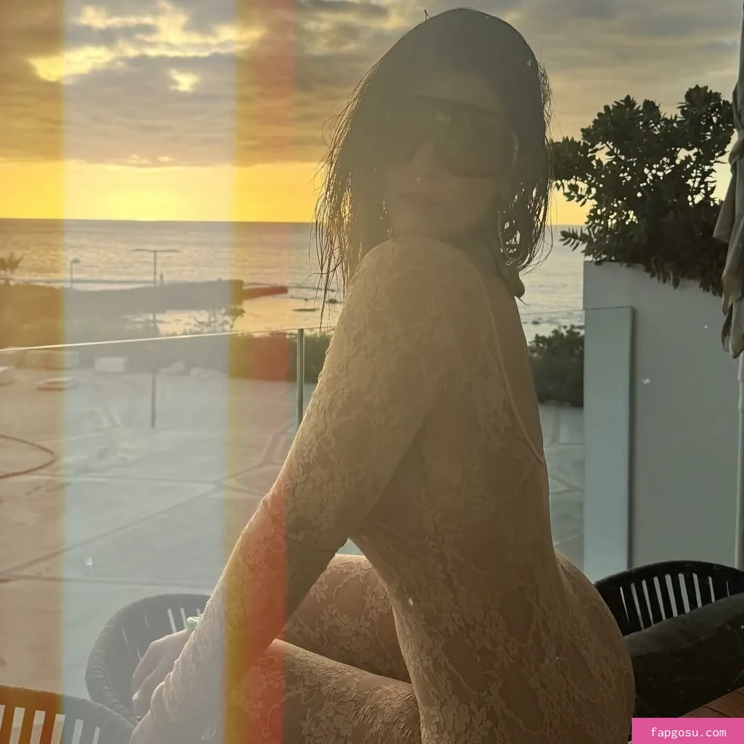 Lasirena69 - Photo #842