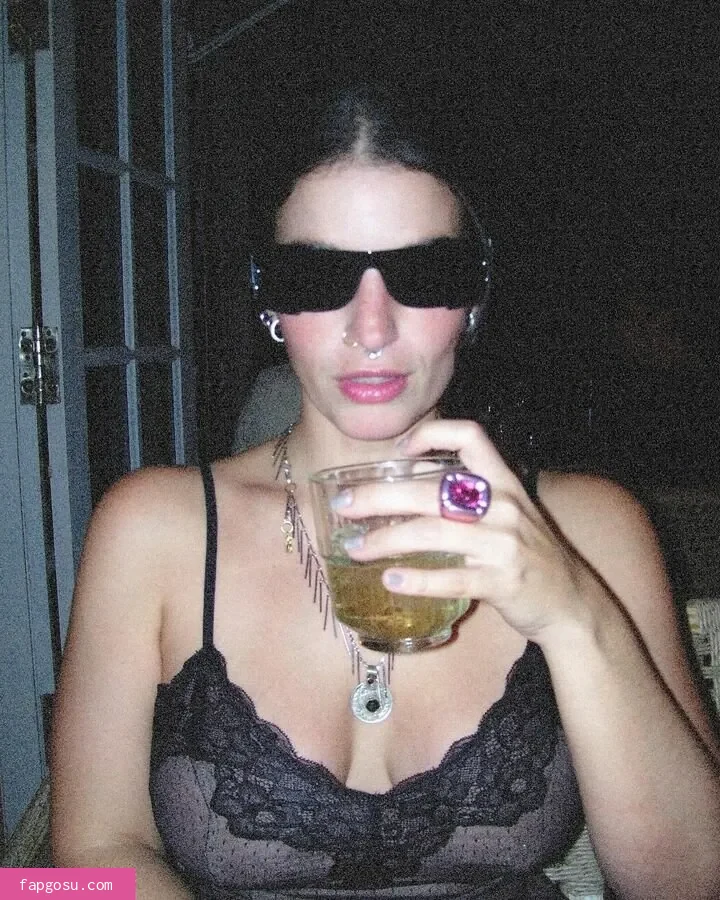 Lasirena69 - Photo #933