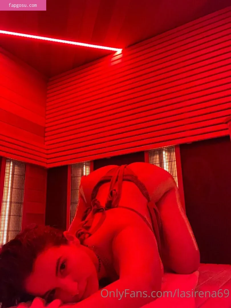 Lasirena69 - Photo #97