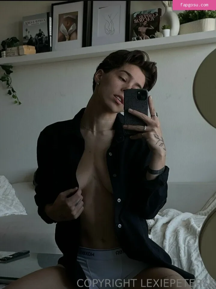 Lexiepeterss