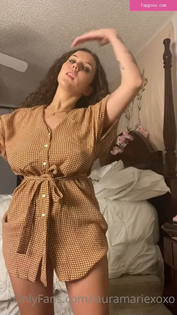 LauraMarieXoXo