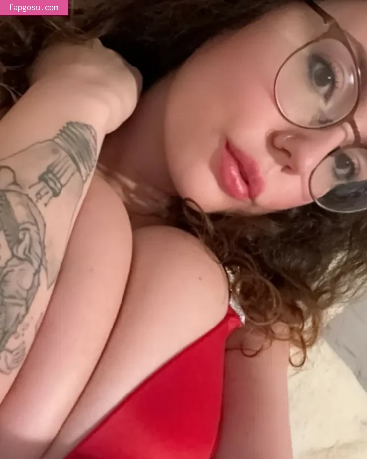 LauraMarieXoXo