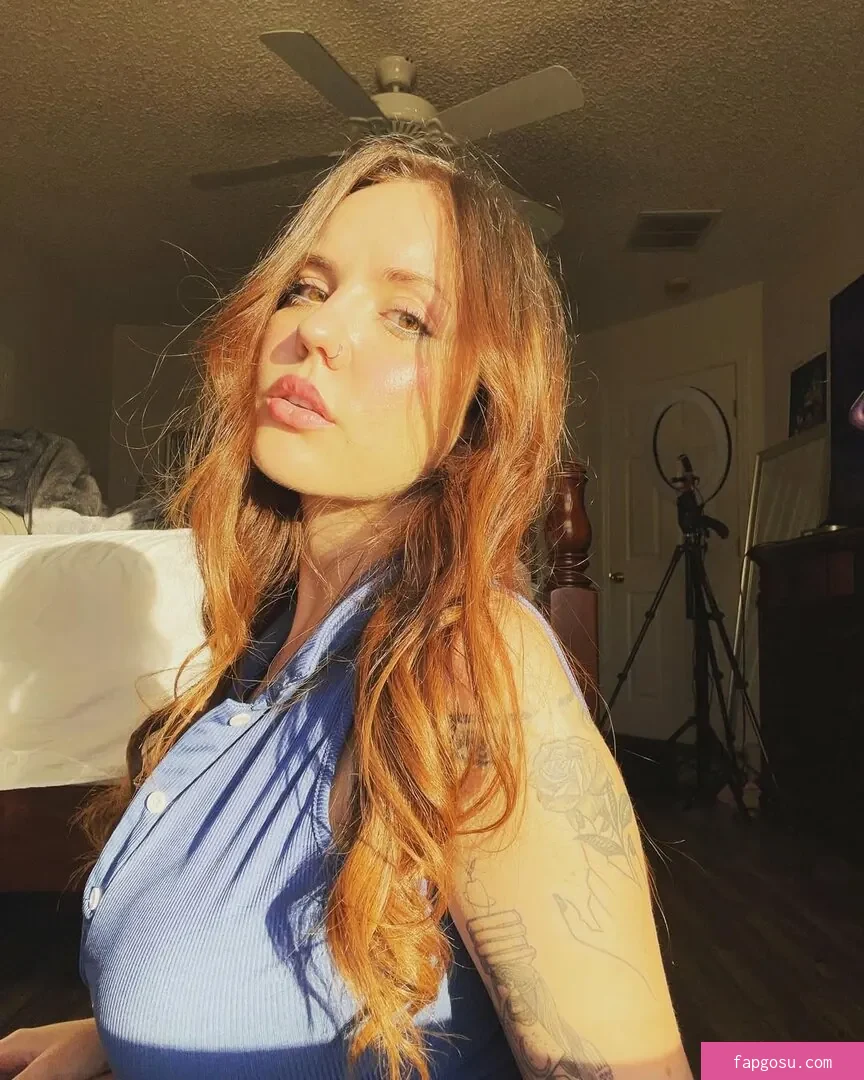 LauraMarieXoXo
