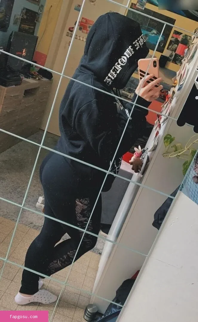 lauradenise98