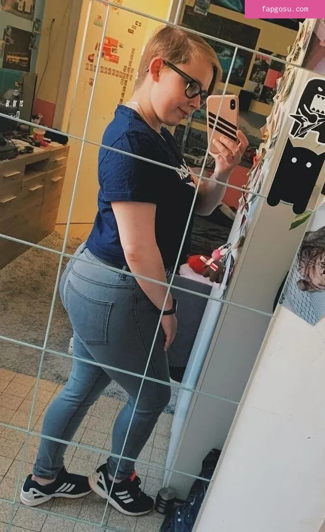 lauradenise98