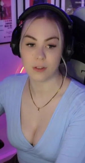 Lavrasophie content