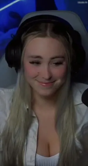 Lavrasophie content