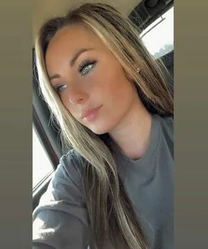 Leah Austin content