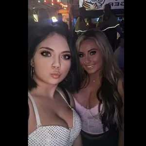 Leah Austin content