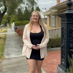 Lucy Adler content
