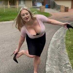 Lucy Adler content