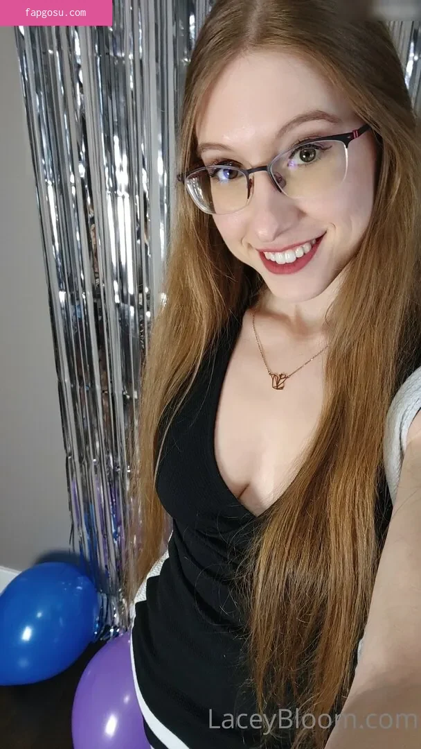 Lacey Bloom