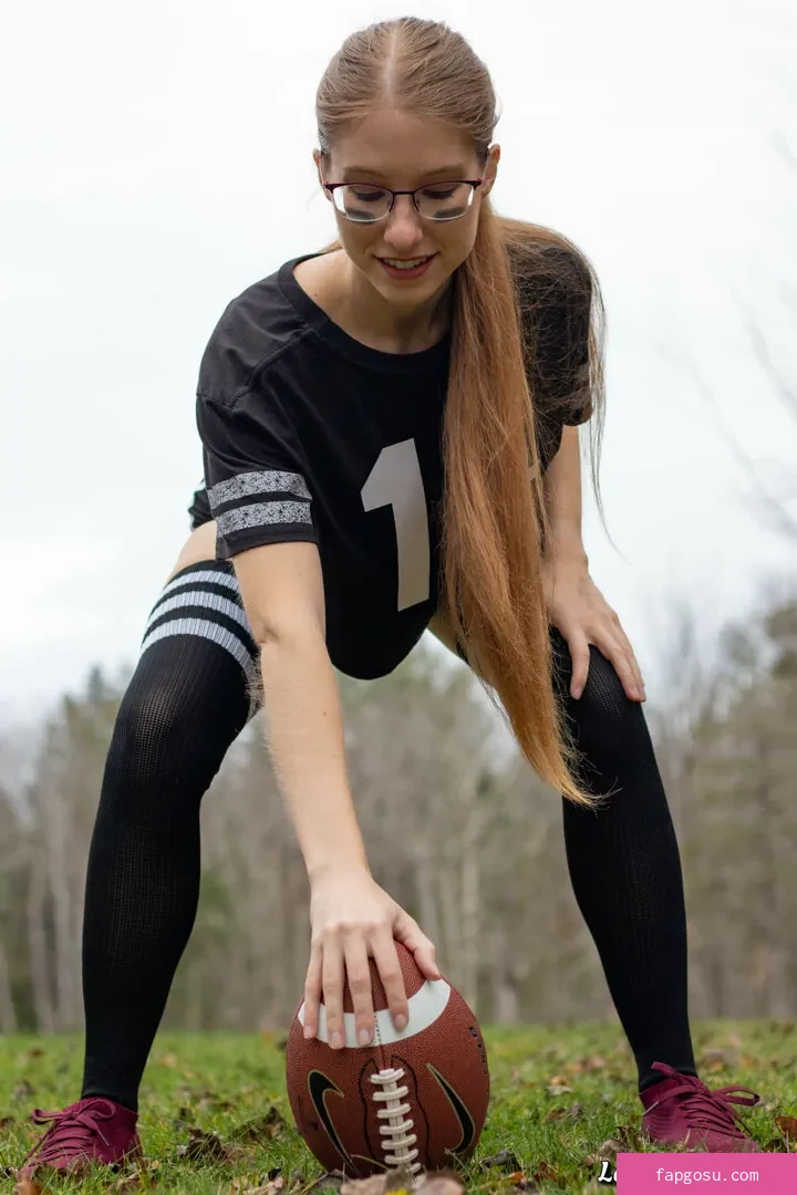 Lacey Bloom