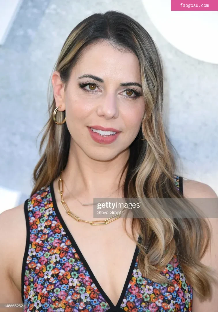 Laura Bailey