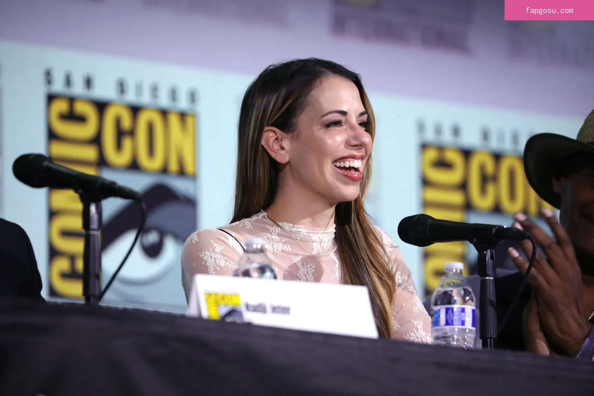 Laura Bailey