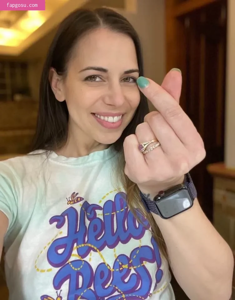 Laura Bailey