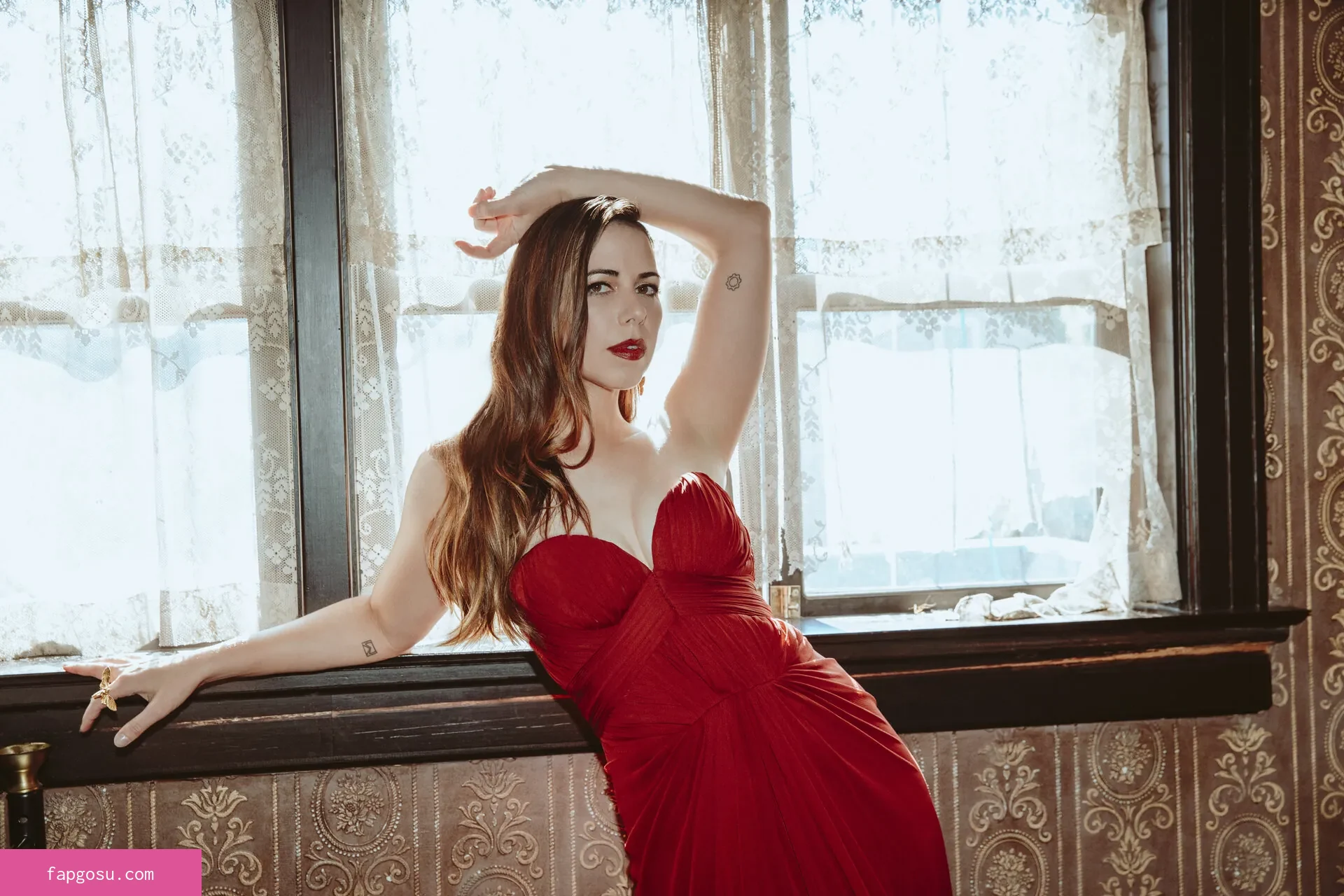 Laura Bailey