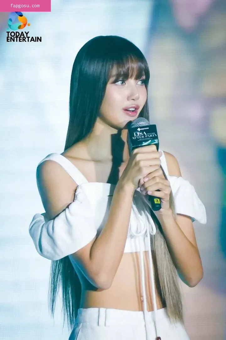 Lisa Blackpink