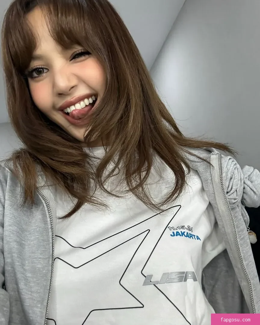 Lisa Blackpink
