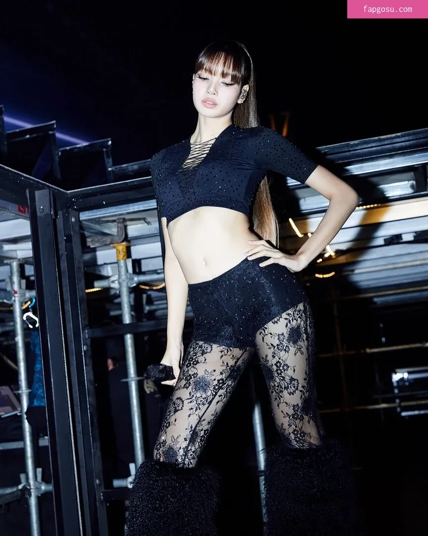 Lisa Blackpink