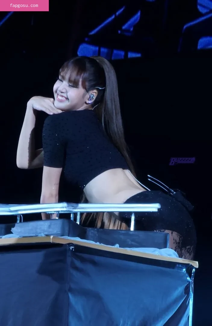 Lisa Blackpink