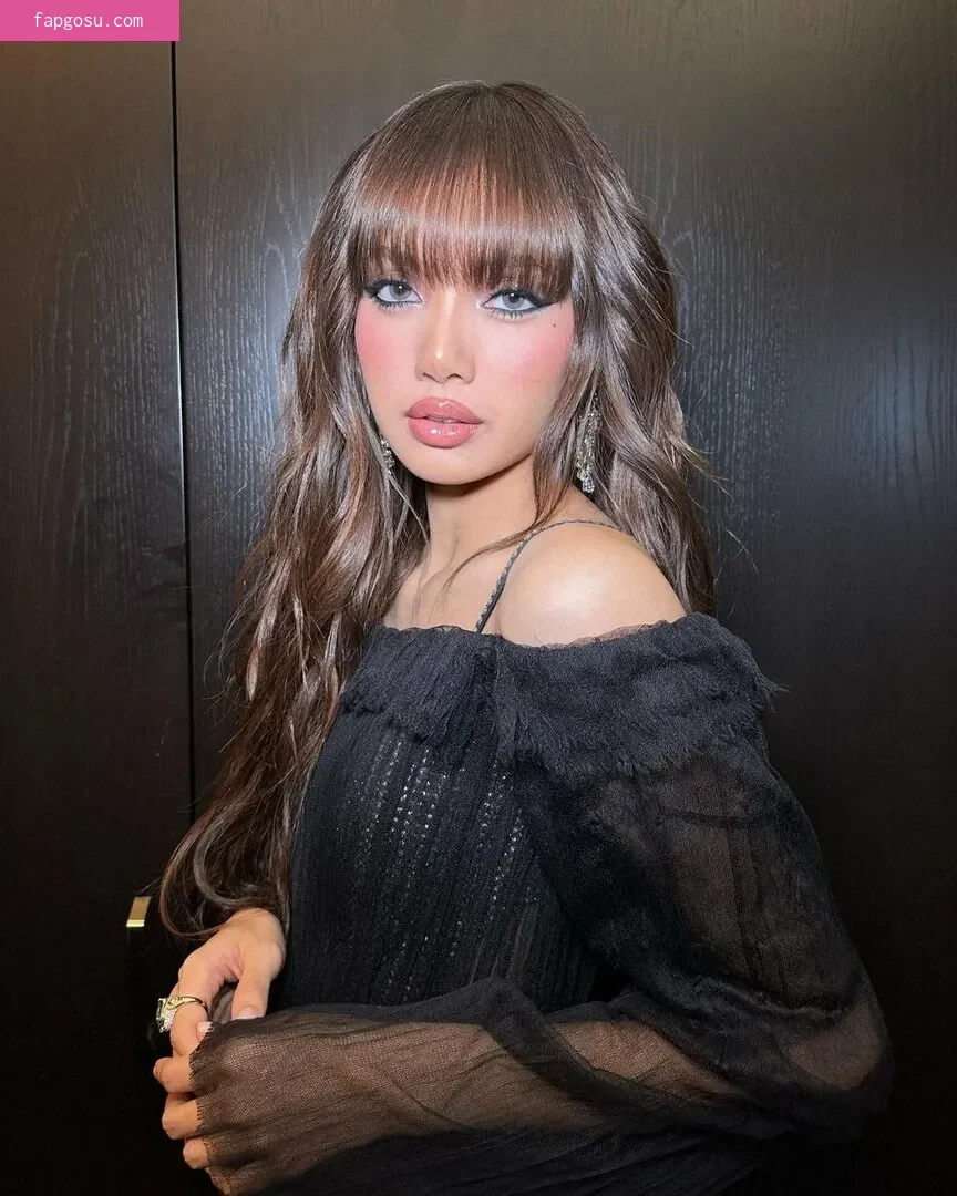 Lisa Blackpink