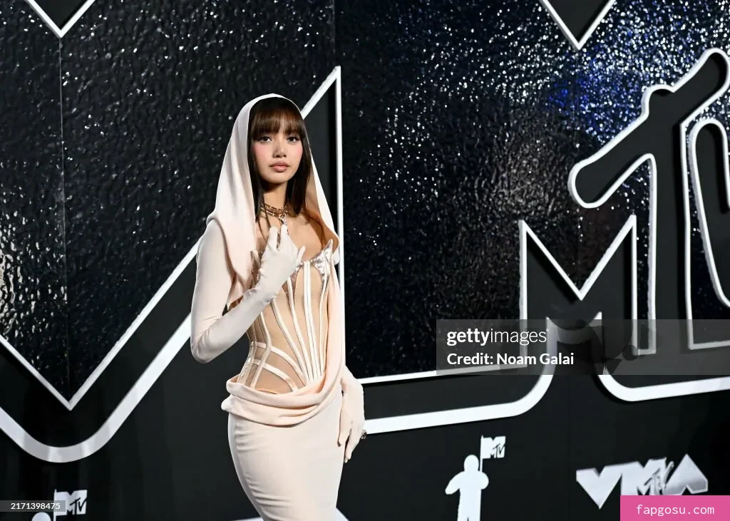 Lisa Blackpink