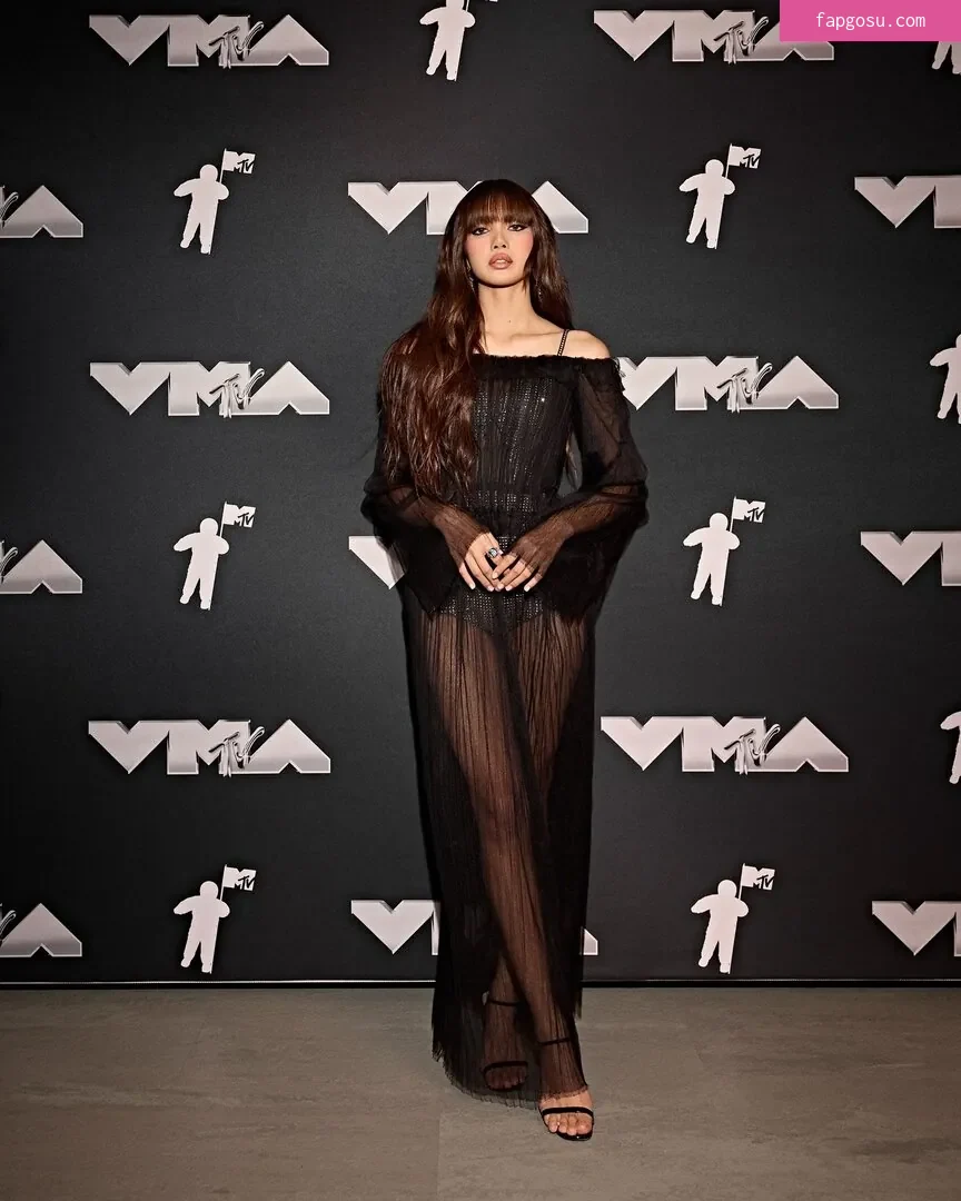 Lisa Blackpink