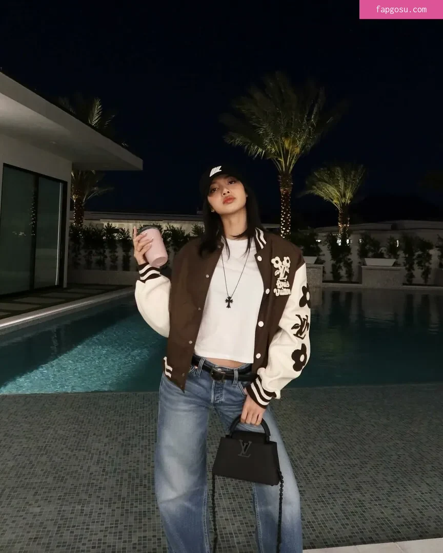 Lisa Blackpink