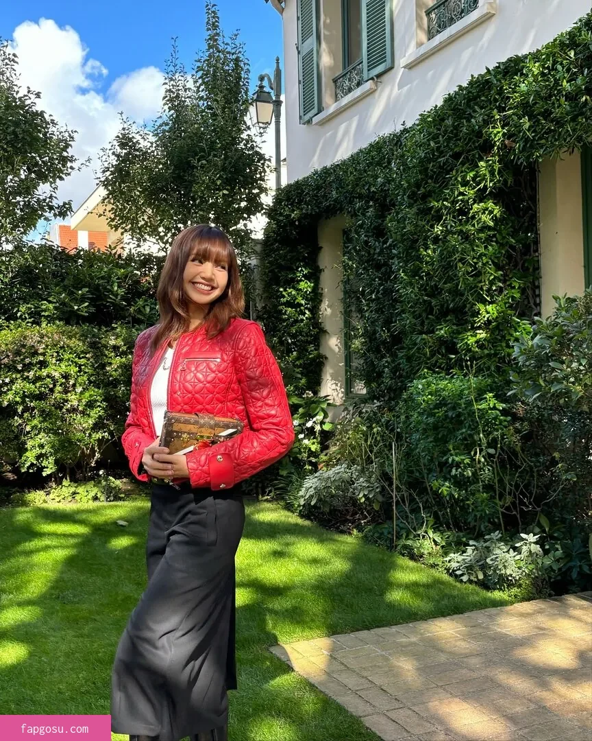 Lisa Blackpink