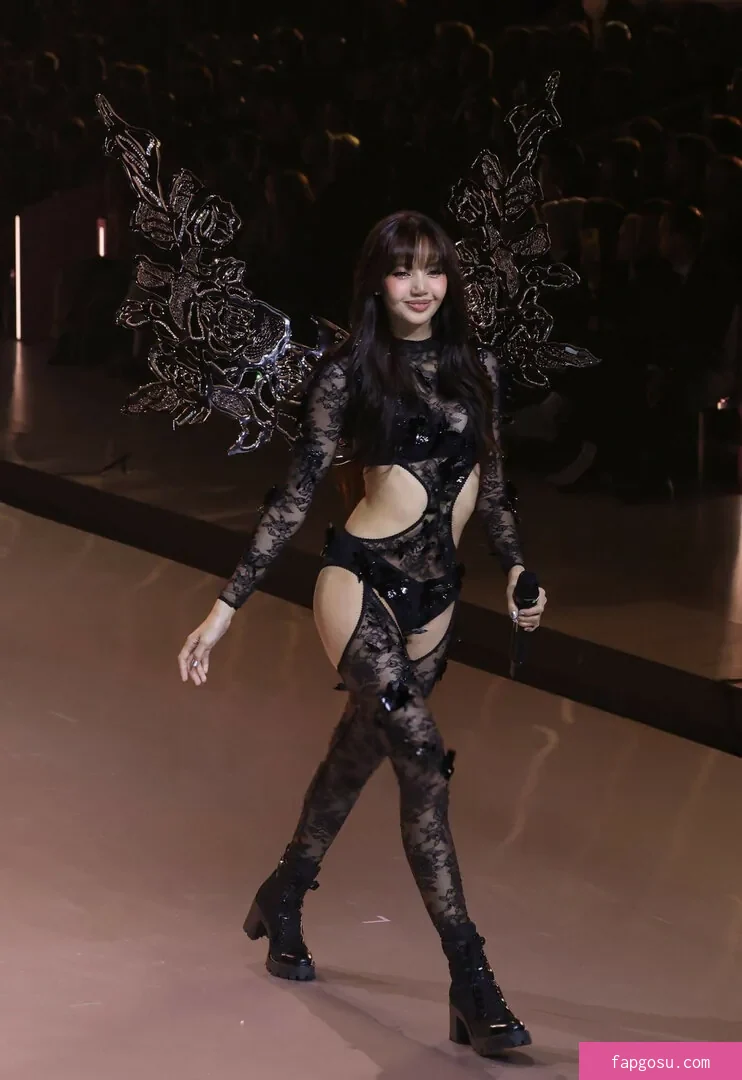 Lisa Blackpink