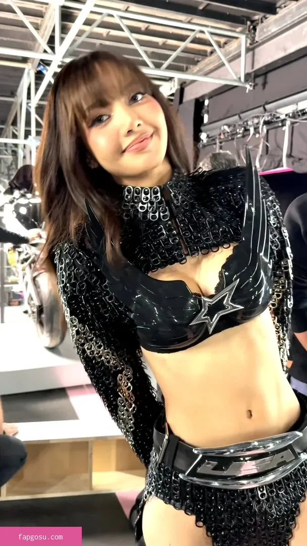 Lisa Blackpink