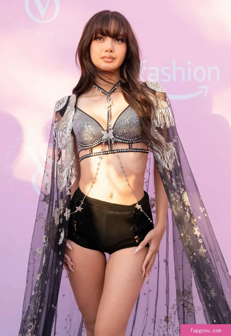 Lisa Blackpink