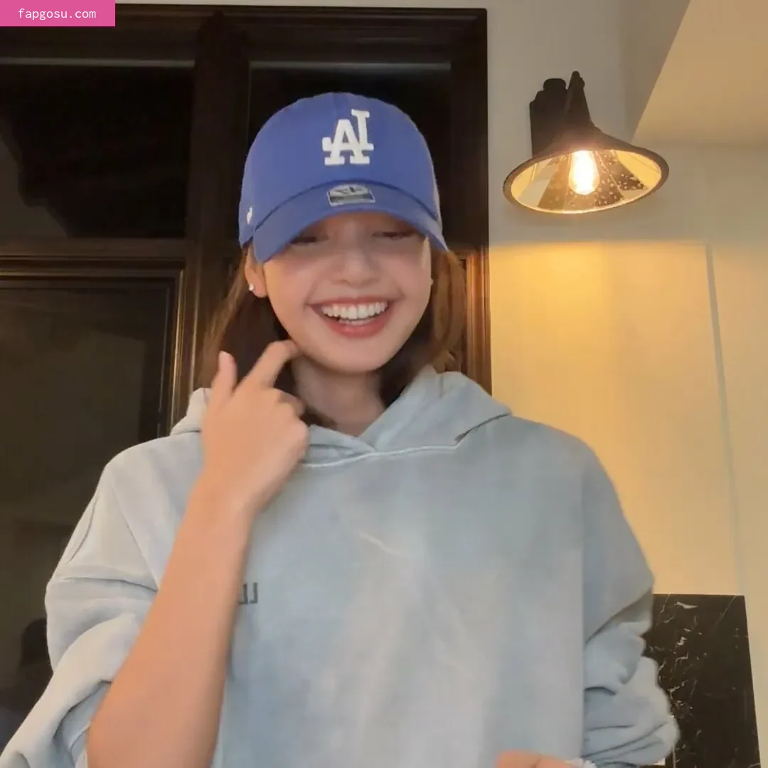 Lisa Blackpink