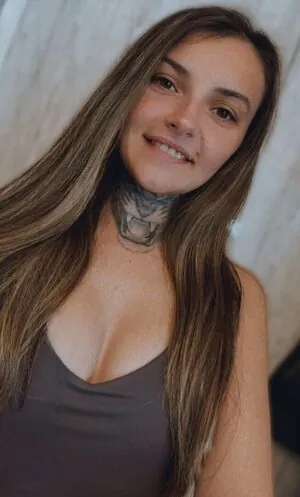 LilMiss_Chlo content