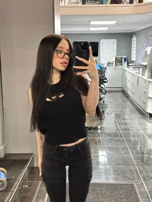 lyna_com content