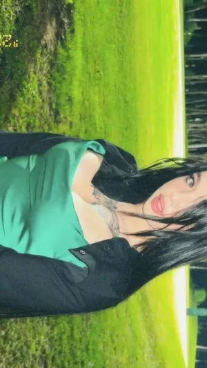 lyna_com content