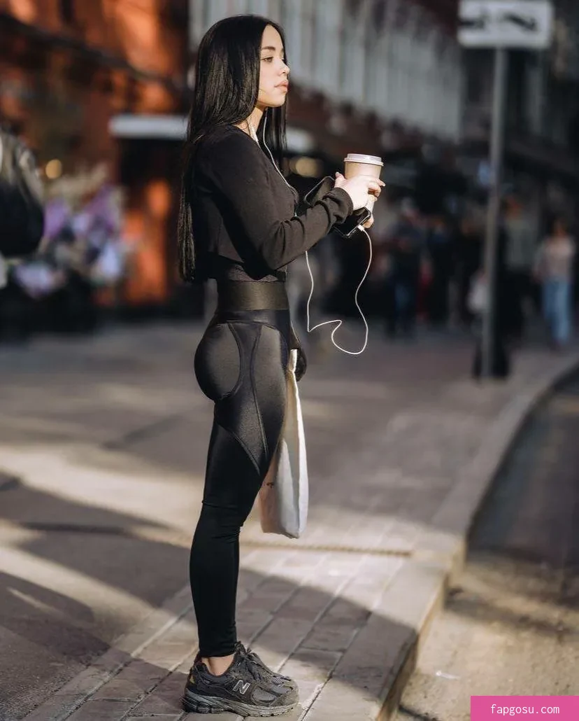 lyna_com