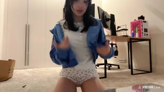lyna_com content