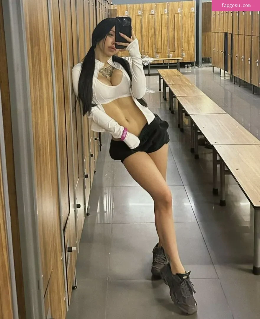 lyna_com
