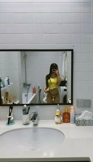 lyna_com content