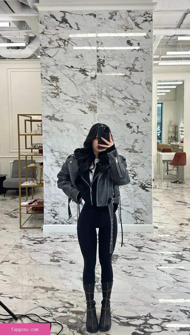 lyna_com