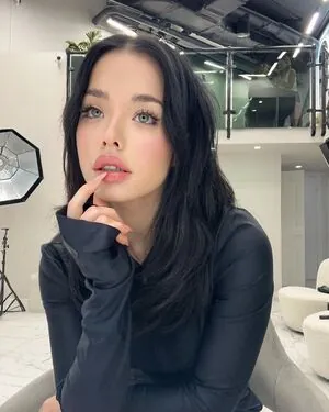 lyna_com content