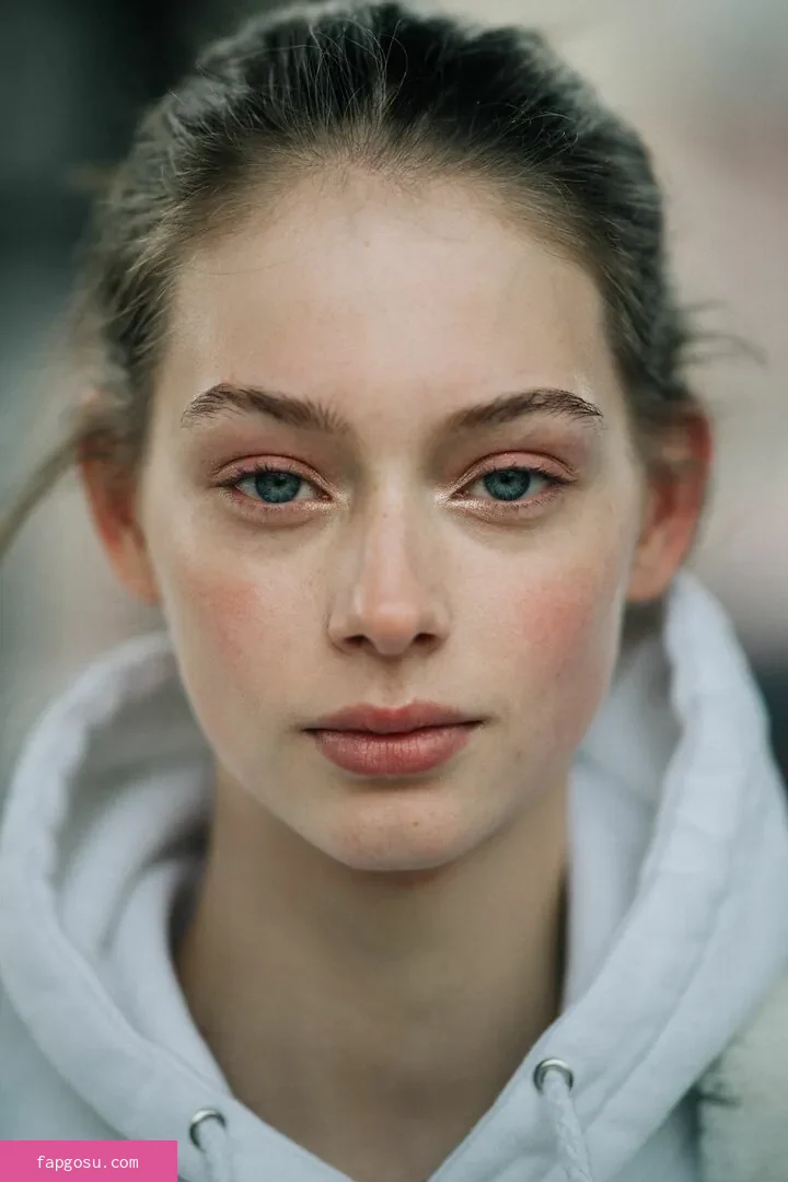 Lauren De Graaf